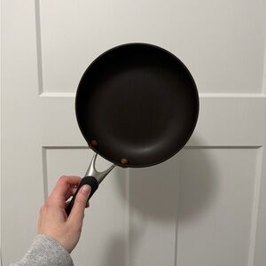 Calphalon 1388 Nonstick 8-inch Skillet Frying Pan With Stay-Cool Handle